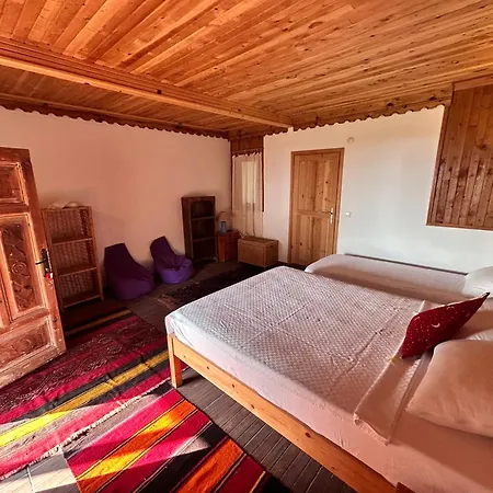 Suleymans Garden * فاراليا